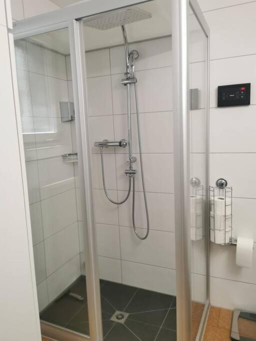 Neb-Thun Einigen, Wohnung Am See Spiez Zewnętrze zdjęcie